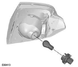 3. Lampe in der Fassung leicht